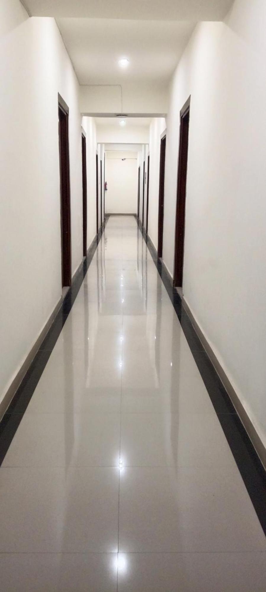 Hotel Blue Heaven Oyotownhouse Ghaziabad Exterior foto